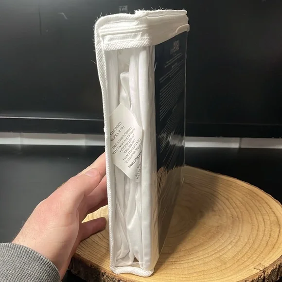 Twin size microfleece mattress protector NEW in package Dream Guard - Picture 4 of 4